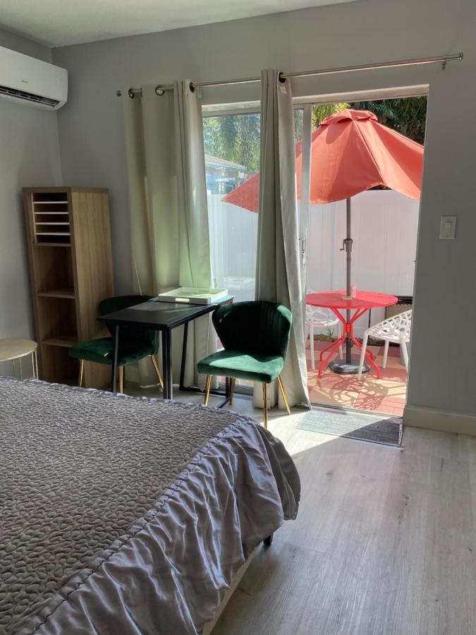 Cozy Studio Near Atlantic Ave W/Private Patio Delray Beach Exterior foto